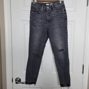Old Navy Women's Size 6 Petite Rockstar Super Skinny Black Jeans
